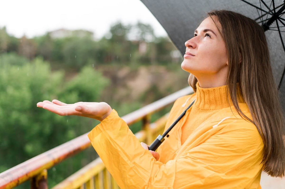 cuando llueve la gente se pone triste